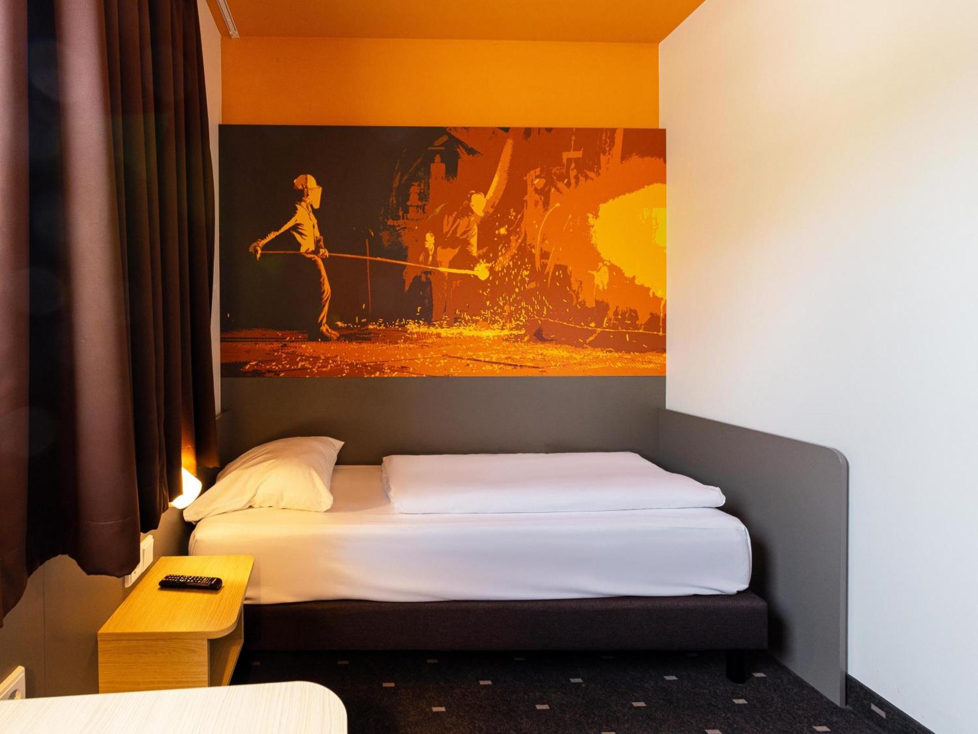 B&B Hotel Essen-City Exterior photo