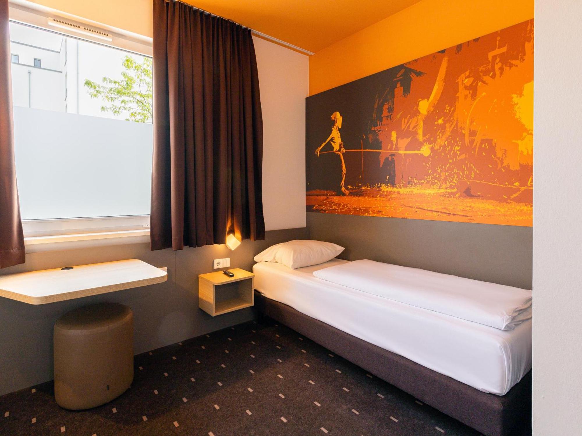 B&B Hotel Essen-City Exterior photo
